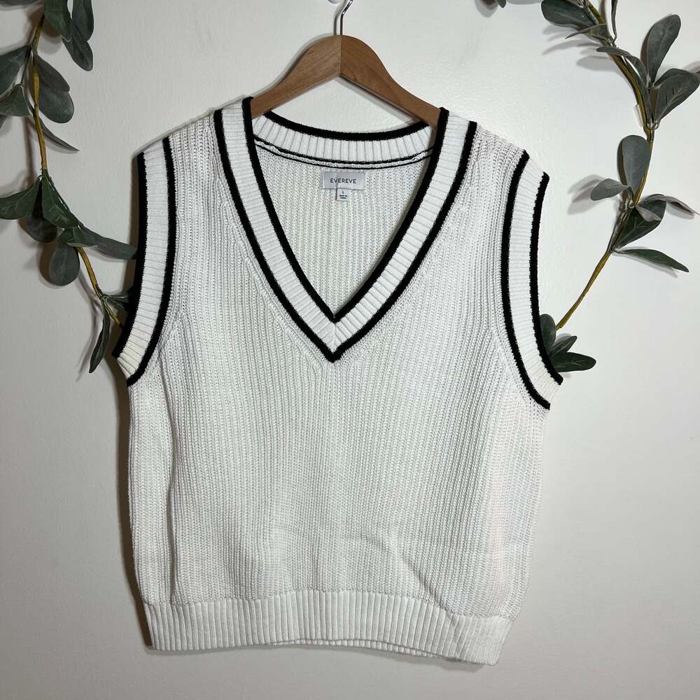 Evereve White V Neck Sweater Vest LAST CALL